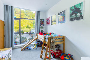 Photo 9- click for photo gallery